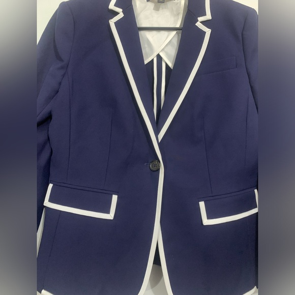 Brooks Brothers Navy and White Lined Jacket - Petite Fit - Picture 4 of 4
